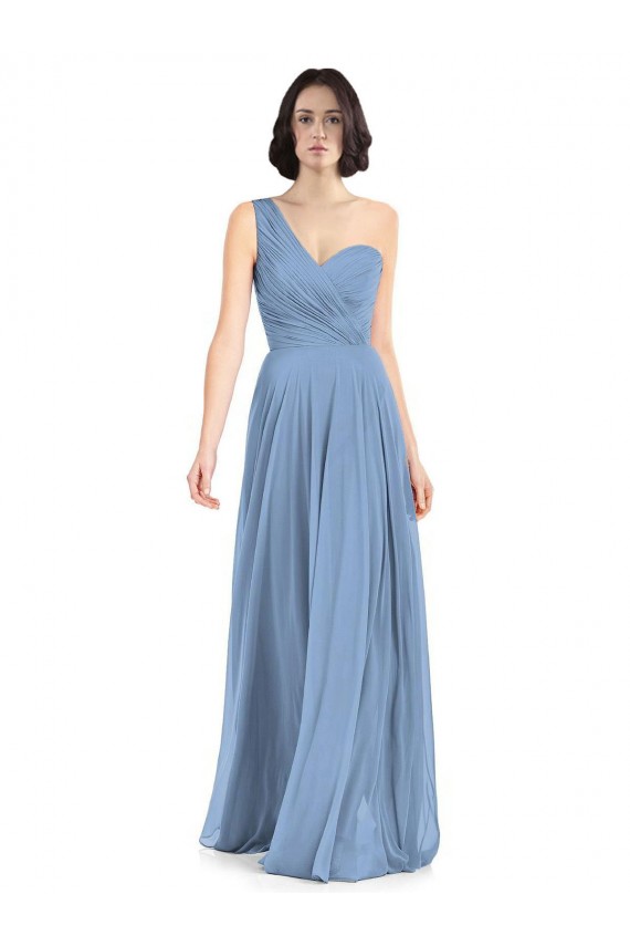 Comprar Azul polvoriento línea A Un Hombre Gasa Largo Vestidos de dama de honor